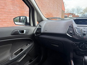 Ford EcoSport thumbnail