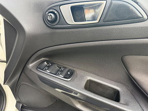 Ford EcoSport thumbnail