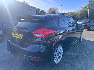 Ford Focus thumbnail