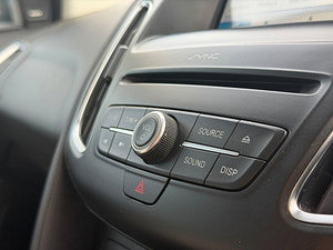 Ford Focus thumbnail