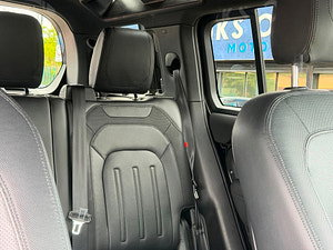 Land Rover DEFENDER 110 thumbnail