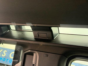 Land Rover DEFENDER 110 thumbnail