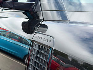 Land Rover DEFENDER 110 thumbnail