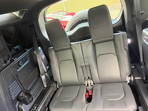 Land Rover DEFENDER 110 thumbnail