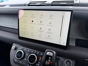 Land Rover DEFENDER 110 thumbnail