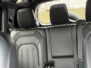Land Rover DEFENDER 110 thumbnail