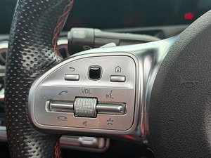 Mercedes-Benz CLA thumbnail