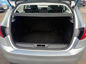 Peugeot 308 thumbnail
