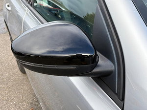 Peugeot 308 thumbnail