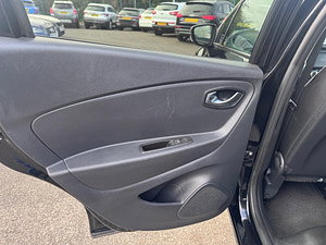 Renault Captur thumbnail