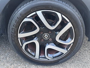 Renault Captur thumbnail
