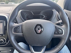 Renault Captur thumbnail