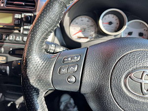 Toyota RAV4 thumbnail