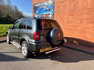 Toyota RAV4 thumbnail