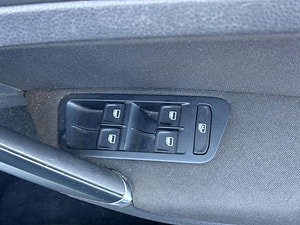 Volkswagen Golf thumbnail