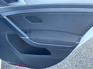 Volkswagen Golf thumbnail