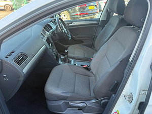 Volkswagen Golf thumbnail