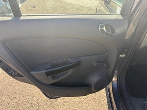 Vauxhall Corsa thumbnail