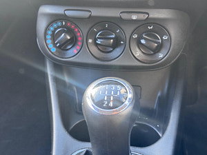 Vauxhall Corsa thumbnail
