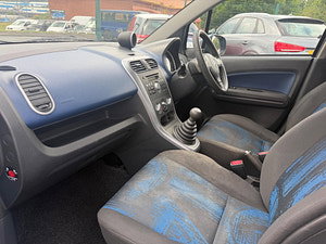 Vauxhall Agila thumbnail