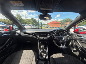 Vauxhall Astra thumbnail