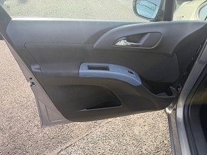 Vauxhall Meriva thumbnail