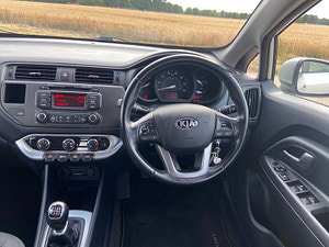 Kia Rio thumbnail