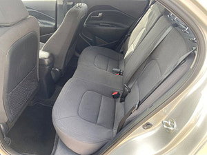 Kia Rio thumbnail