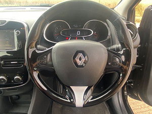 Renault Clio thumbnail