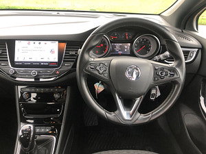 Vauxhall Astra thumbnail