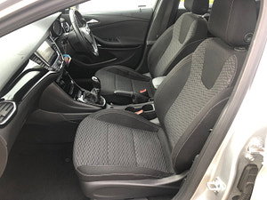 Vauxhall Astra thumbnail