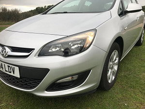 Vauxhall Astra thumbnail