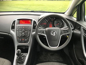 Vauxhall Astra thumbnail