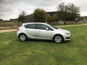 Vauxhall Astra thumbnail