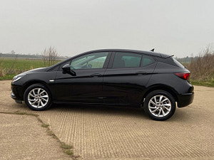 Vauxhall Astra thumbnail