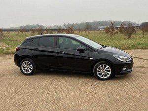 Vauxhall Astra thumbnail