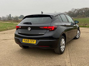 Vauxhall Astra thumbnail