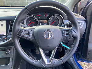 Vauxhall Astra thumbnail