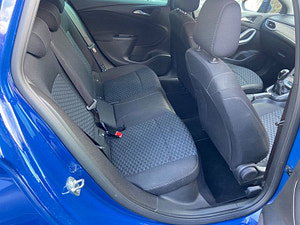 Vauxhall Astra thumbnail