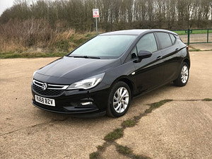 Vauxhall Astra thumbnail
