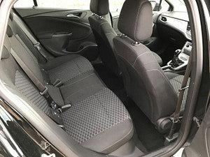 Vauxhall Astra thumbnail