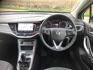 Vauxhall Astra thumbnail