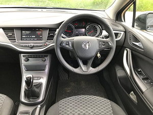 Vauxhall Astra thumbnail