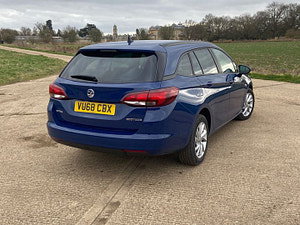 Vauxhall Astra thumbnail