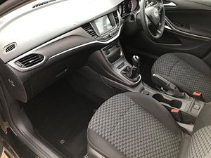 Vauxhall Astra thumbnail