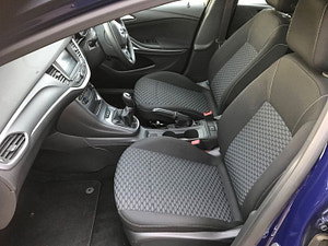Vauxhall Astra thumbnail