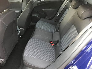 Vauxhall Astra thumbnail