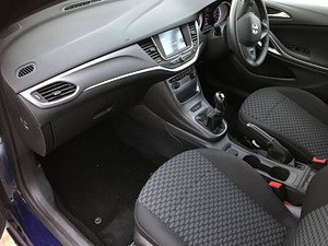 Vauxhall Astra thumbnail