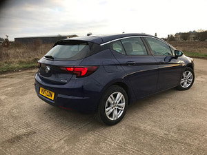Vauxhall Astra thumbnail
