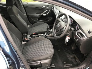 Vauxhall Astra thumbnail